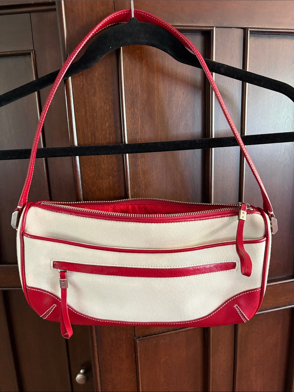 Ellen Tracy Cream and Red Shoulder Bag